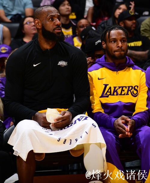 浓眉爆发31+9 詹姆斯21+12+13助湖人止76人5连胜